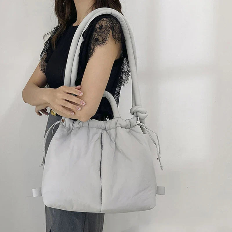 Astoria | Dame Quiltet Puffer Skulderpose - Beige - Image 3