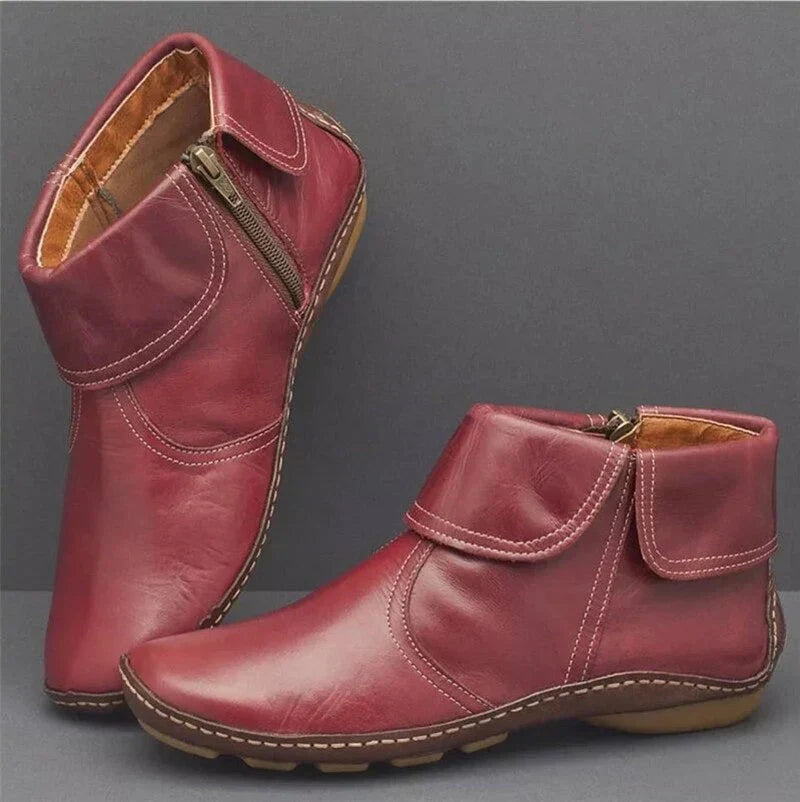 Berdine | Dame Retro Ankelstøvletter med Lynlås - Burgundy - Image 1