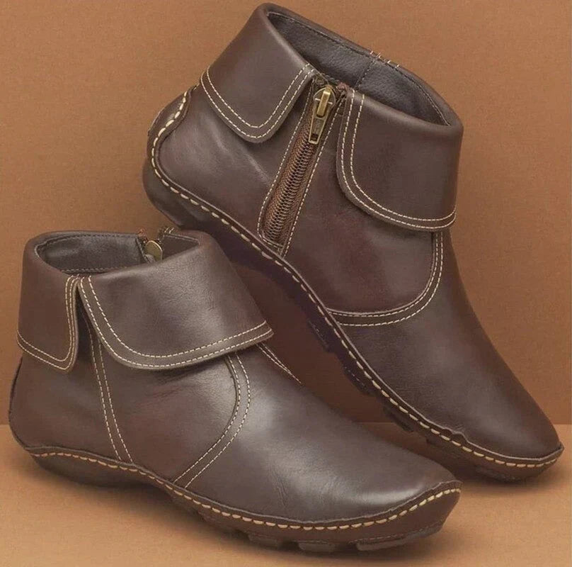 Berdine | Dame Retro Ankelstøvletter med Lynlås - Burgundy - Image 3