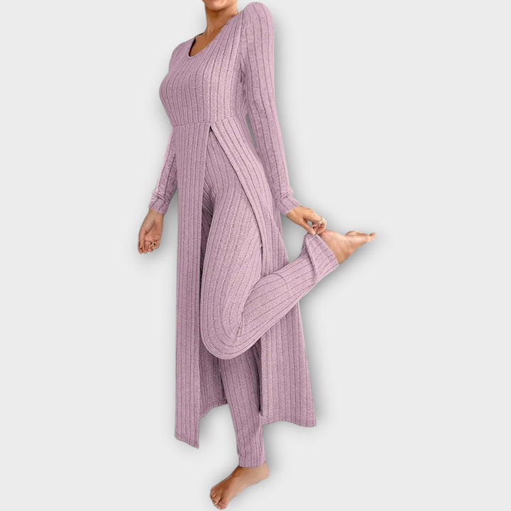 Borghild | Dame Strikset Langkardigan og Ribstrik Bukser - Light Grey - Image 6