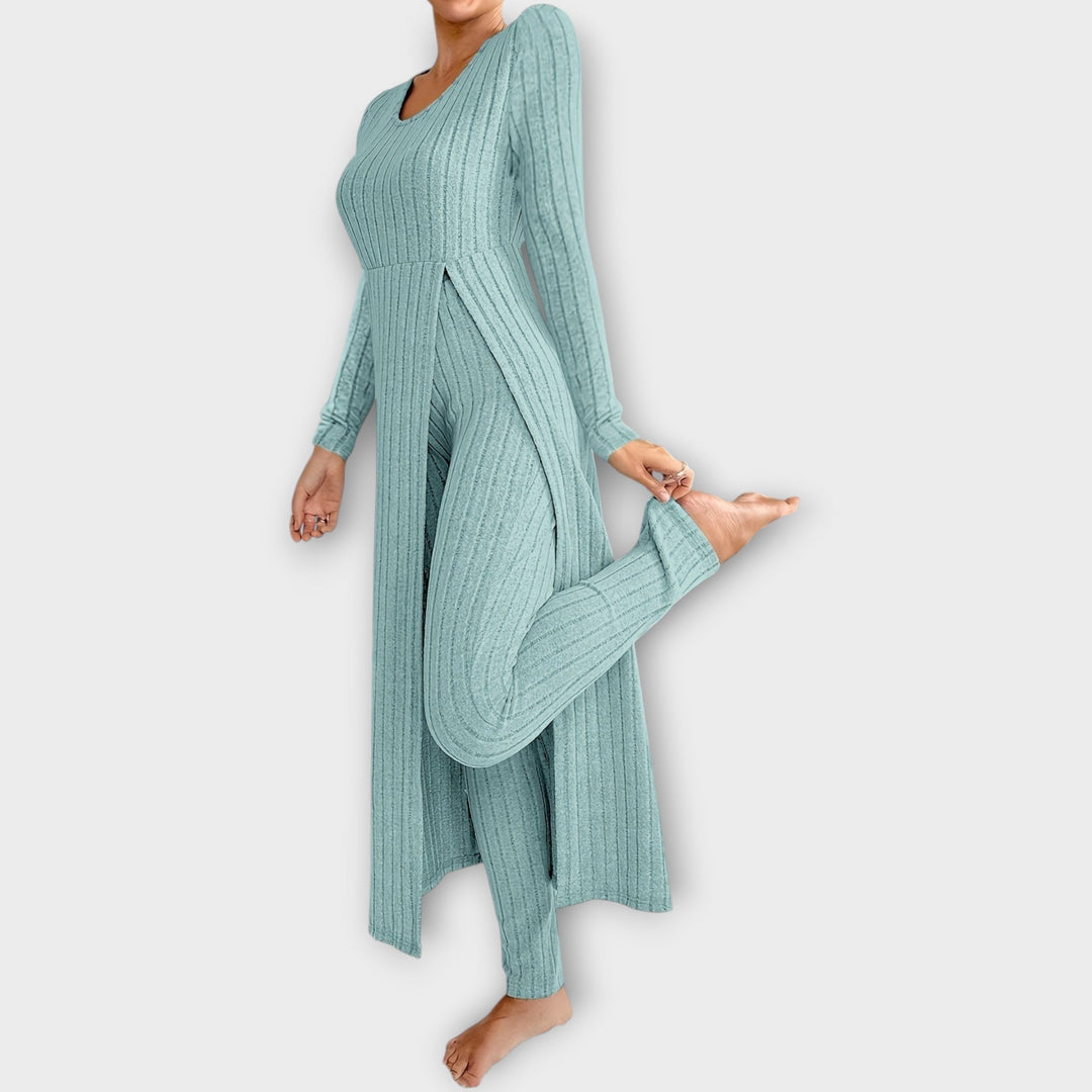 Borghild | Dame Strikset Langkardigan og Ribstrik Bukser - Light Grey - Image 8