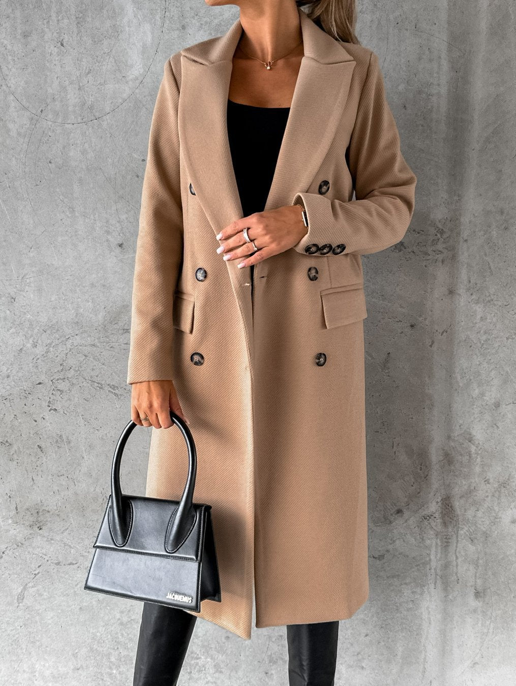 Dagny | Dame Lang Dobbeltknappet Frakke - Black - Image 3