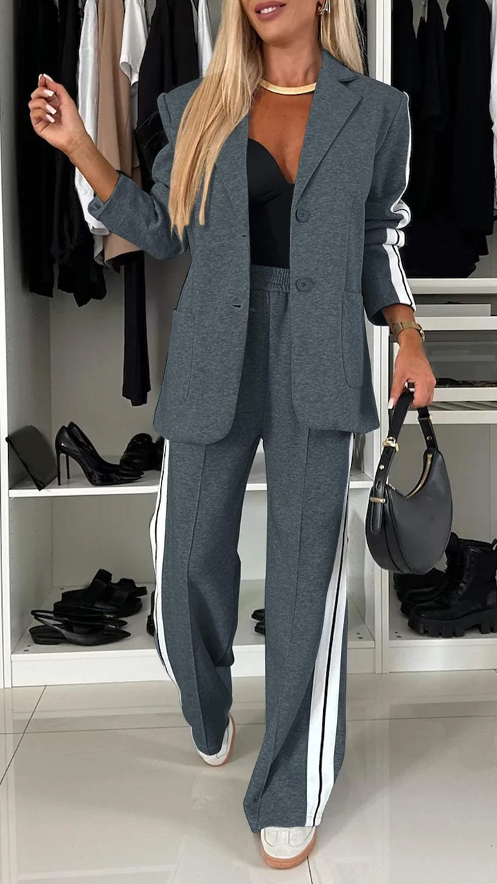 Halvdis | Dame Blazer Sæt med Joggingstriber - Light Grey - Image 5