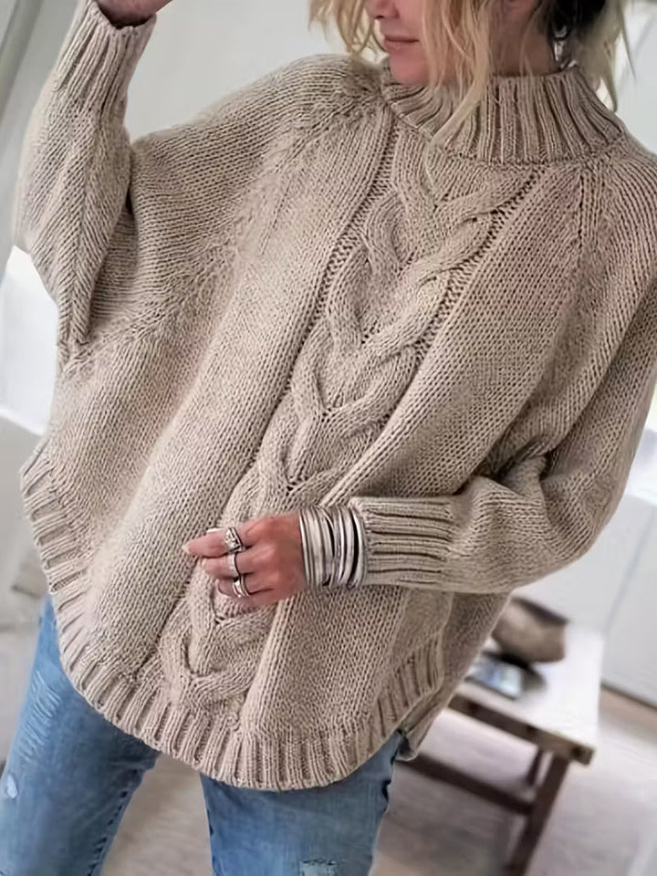 Halvine | Dame Oversized Strik Sweater med Rullekrave - Beige - Image 1