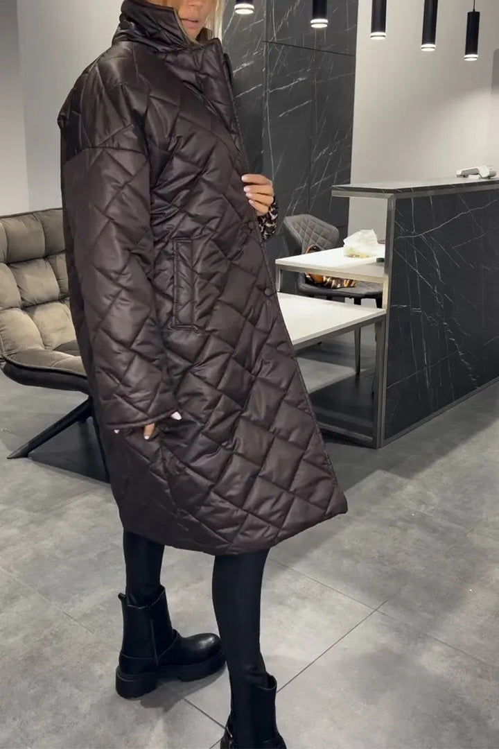 Nadia | Dame Lang Vendbar Quiltet Vinterjakke - Dark Brown - Image 12