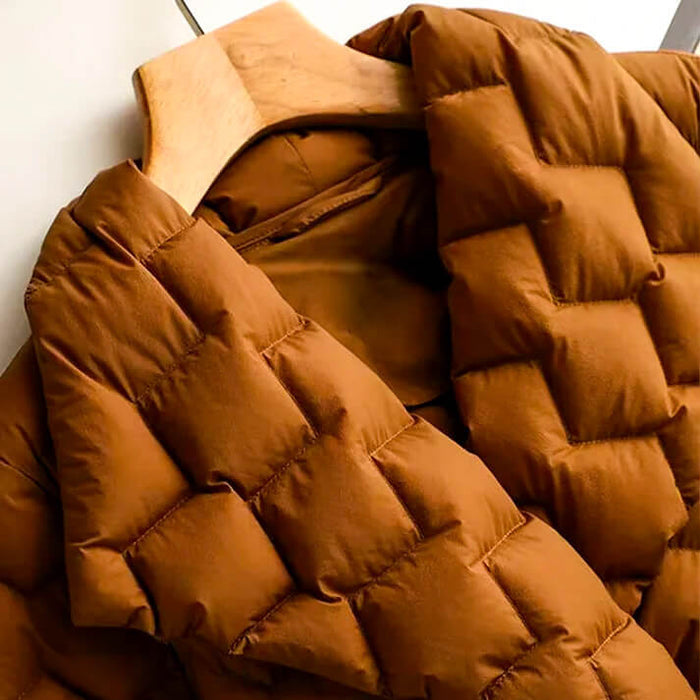 Nora | Dame Vinterjakke med Bælte og Rombe-Quilting - Camel - Image 3