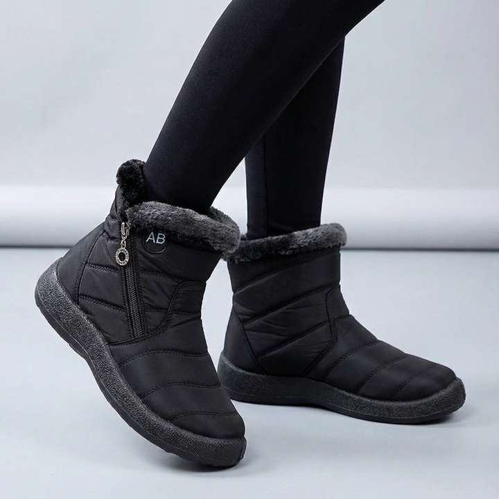 Selvrid | Dame Vinterstøvletter med Pelsforing - Black - Image 1