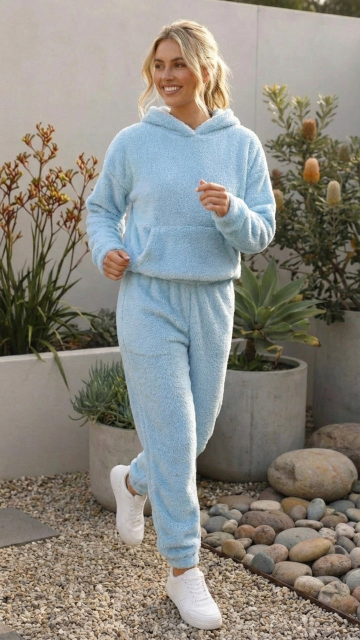 Thelvina | Dame Fleece Loungesæt med Hætte - Cream - Image 12