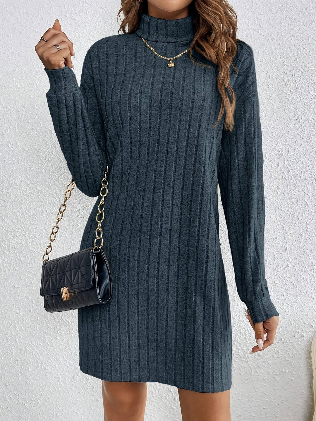 Thorduna | Dame Strik Minikjole med Rullekrave - Taupe - Image 17