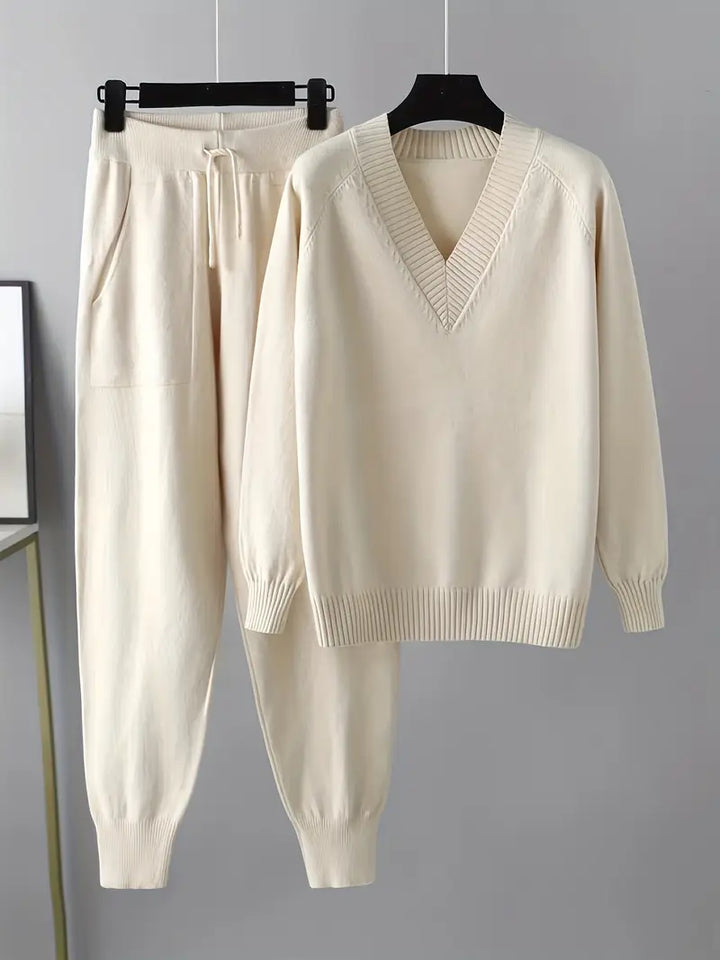 Valdine | Dame Strik Loungeset med Joggers - Cream - Image 1