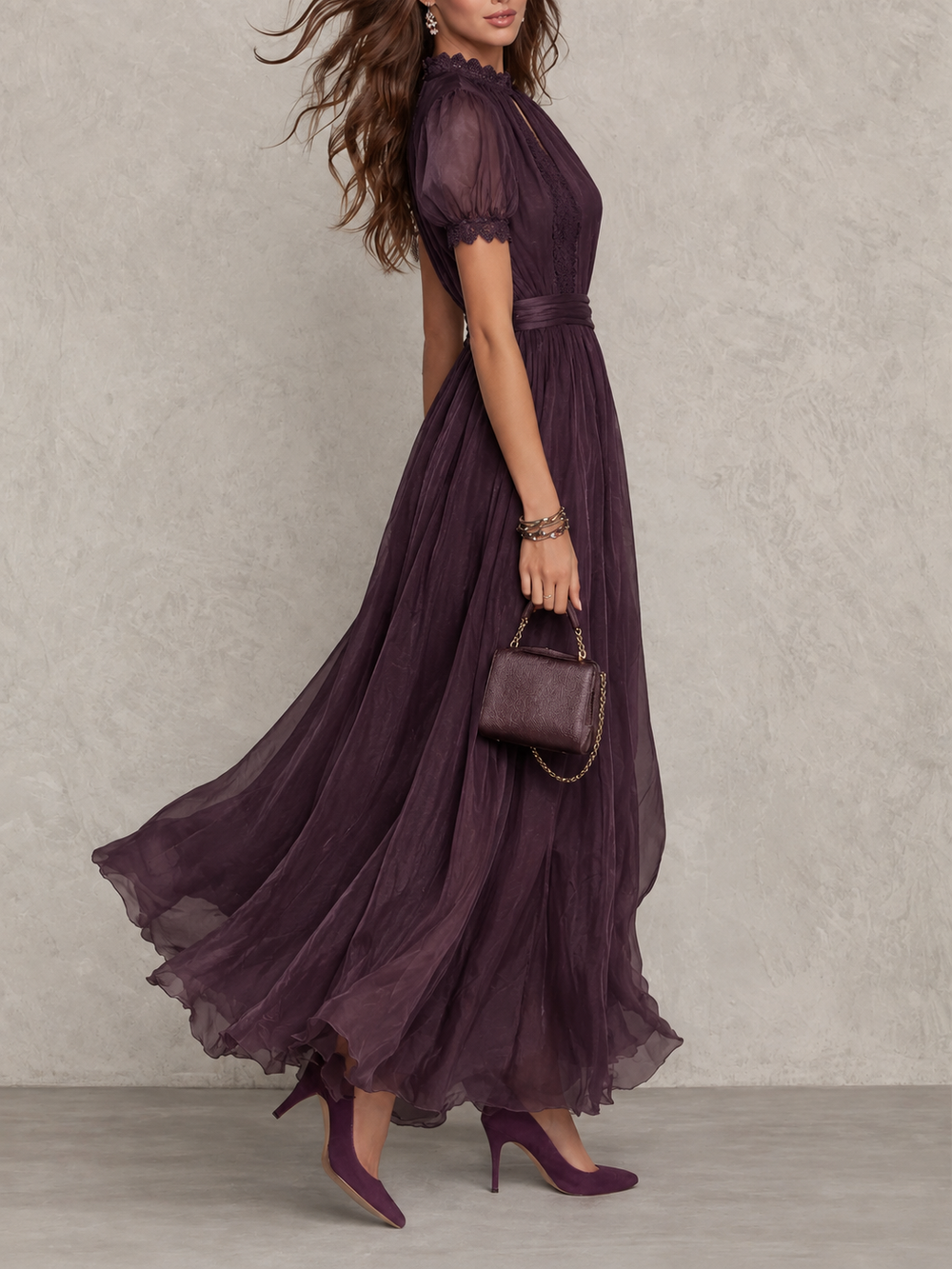 Velindra | Dame Lang Kjole med Blondedetaljer - Plum - Image 2