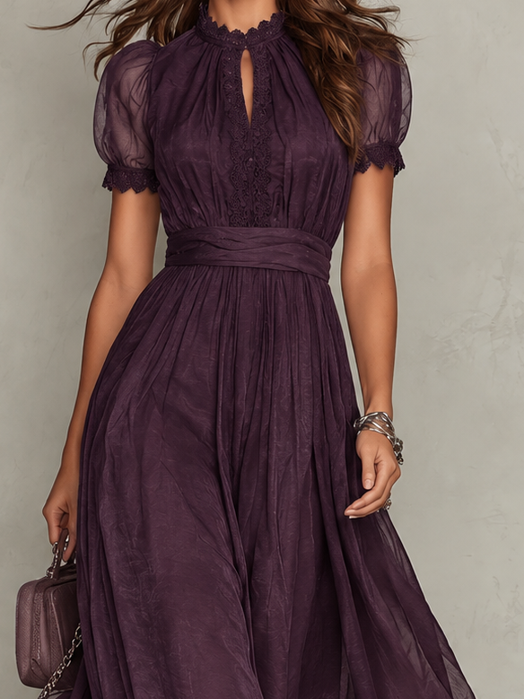 Velindra | Dame Lang Kjole med Blondedetaljer - Plum - Image 4