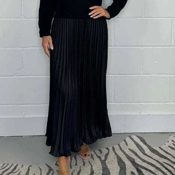 Vellava | Dame Strikkjole Plisseret Midi - Navy - Image 14