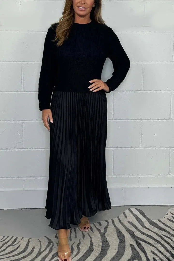 Vellava | Dame Strikkjole Plisseret Midi - Navy - Image 2