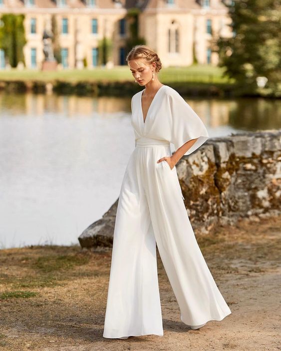 Vordvana | Dame Gallajakke Wide Leg Jumpsuit V-udskæring - White - Image 1